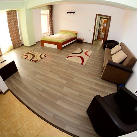 David Aprilia Apartment Navodari Bagian luar foto