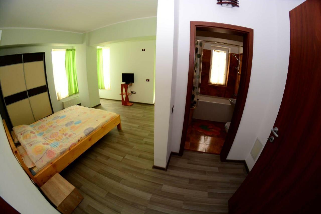 David Aprilia Apartment Navodari Bagian luar foto